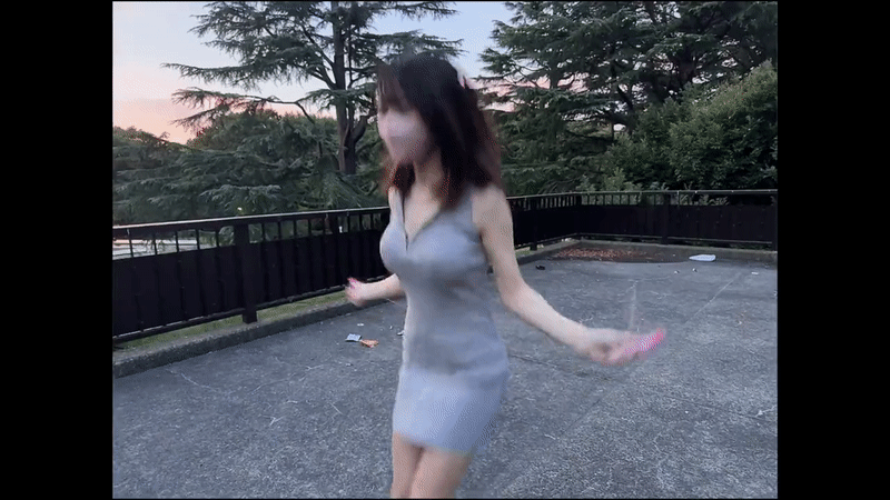 17329684120125.gif